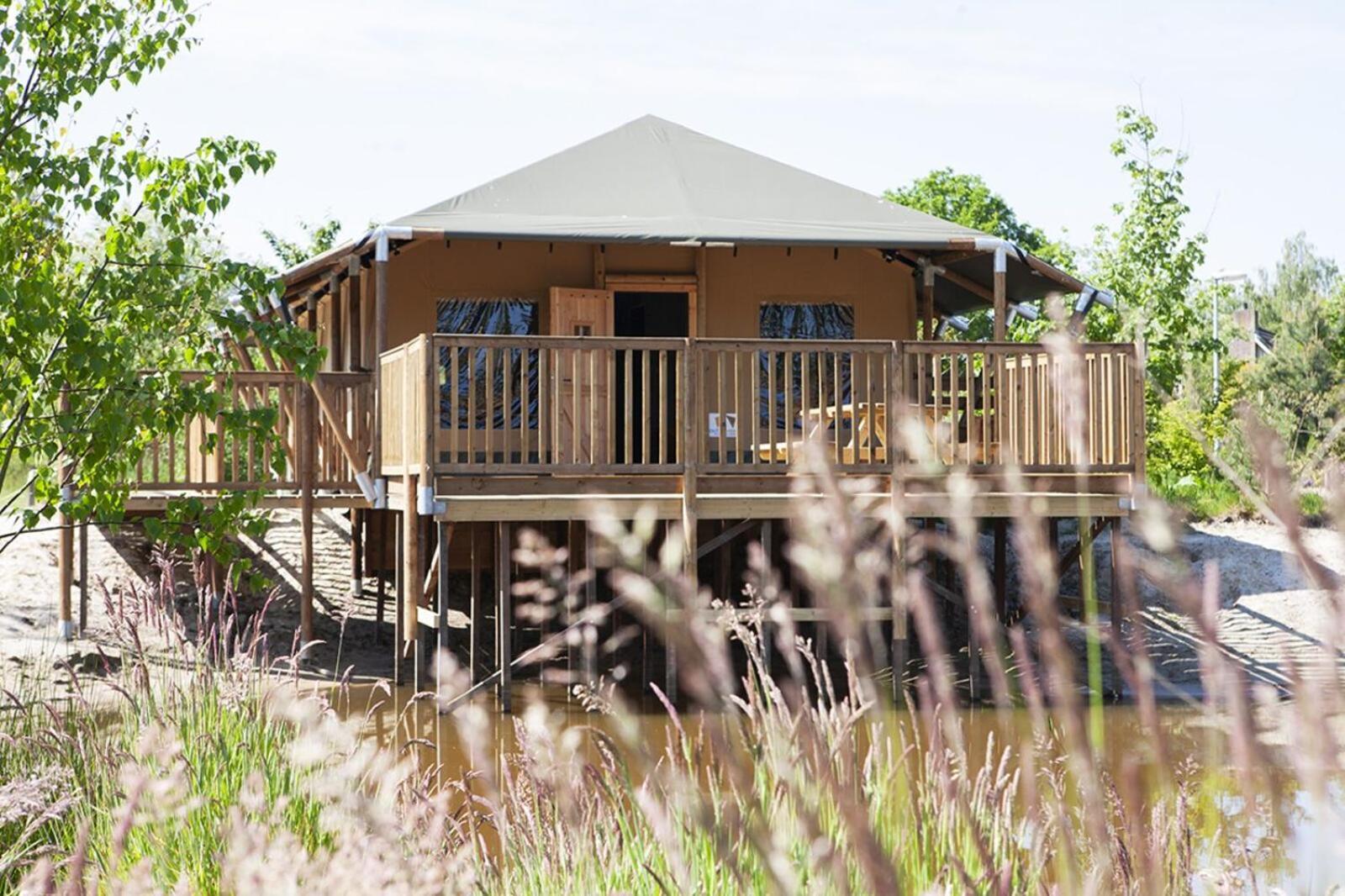 Nieuw-Heeten Vakantiepark Sallandshoeve מראה חיצוני תמונה