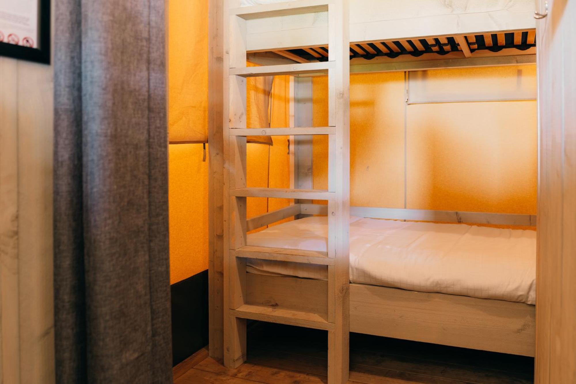 Nieuw-Heeten Vakantiepark Sallandshoeve חדר תמונה